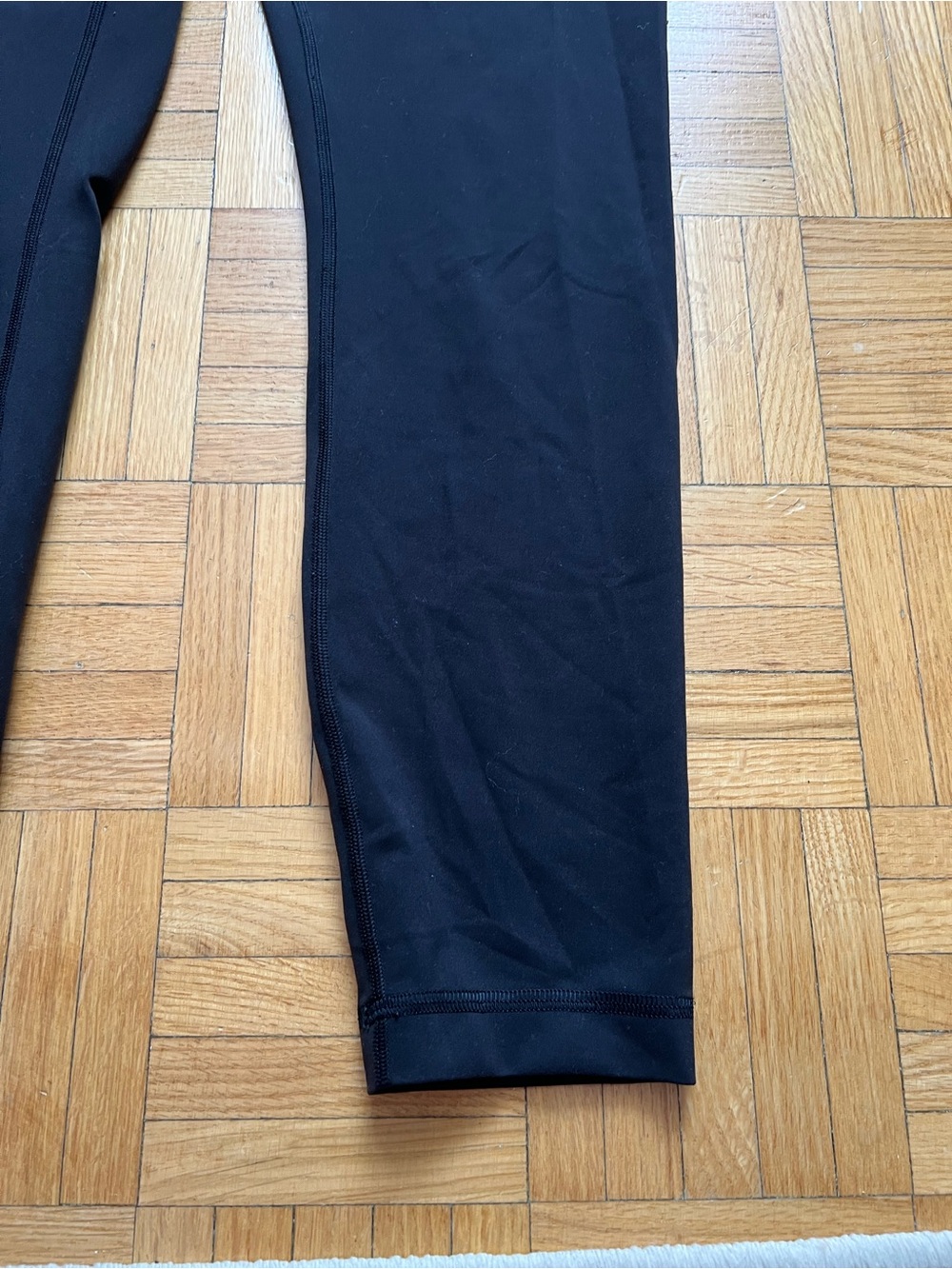 Lululemon wunder train leggings - Picture 2 of 6